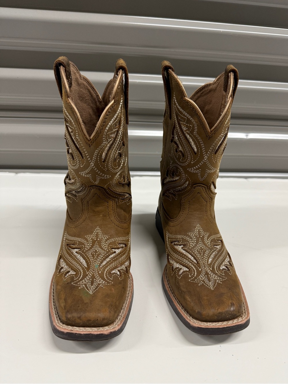 Ariat Cowgirl Boots Size 13